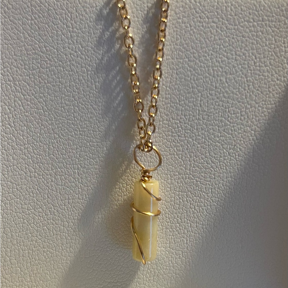 Gold Wrapped Pendant Necklace
